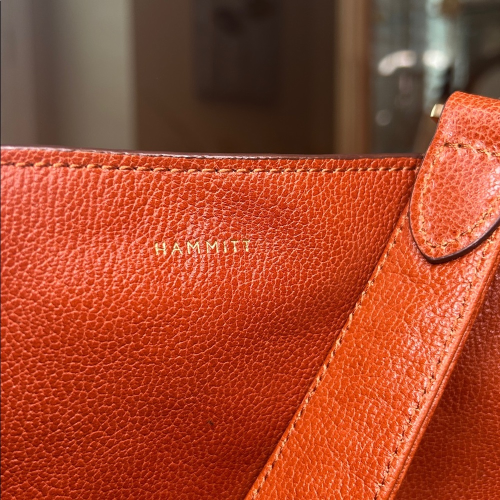 HAMMITT Davis Medium Shoulder Bag - Picture 9 of 13